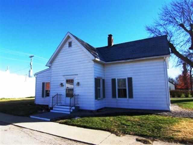 117 S Wabash St, New Richmond, IN 47967 photo 1