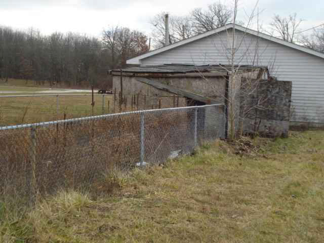 462 E 1300 N, Demotte, IN 46392 photo 3