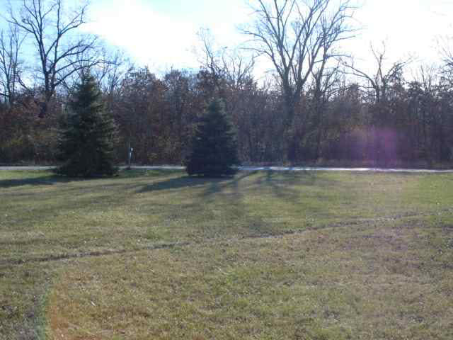 462 E 1300 N, Demotte, IN 46392 photo 2