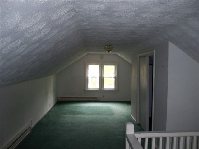 213 E North St, Delphi, IN 46923 photo 7