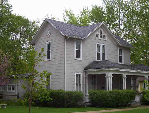 502 E Franklin St, Delphi, IN 46923 photo 1