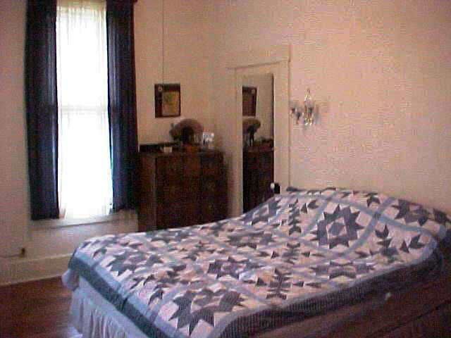 502 E Franklin St, Delphi, IN 46923 photo 7