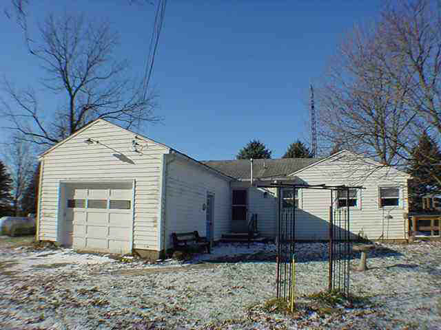 9094 E 300n, Fowler, IN 47944 photo 3