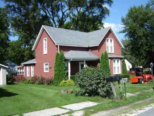 124 E Harrison, Brook, IN 47922 photo 1