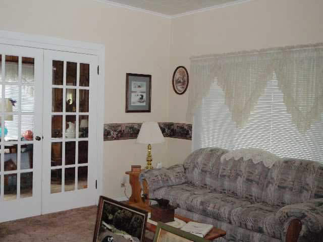 409 E Pike St, Attica, IN 47918 photo 3