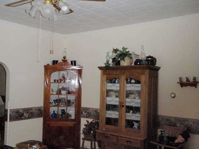 409 E Pike St, Attica, IN 47918 photo 4