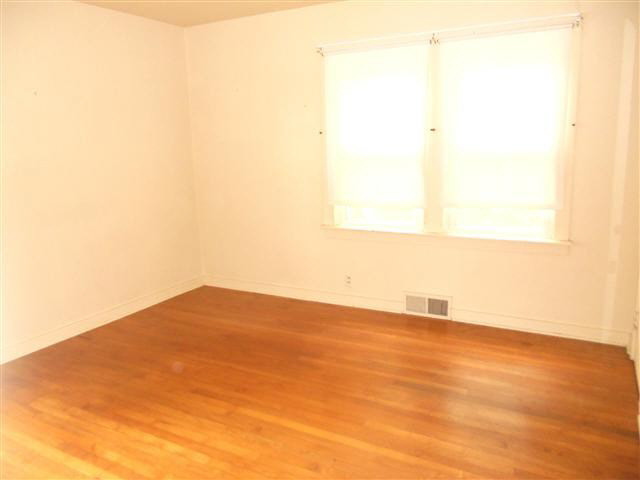 1009 E Columbia St, Delphi, IN 46923 photo 11