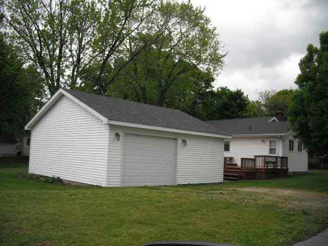 1201 3rd, Covington, IN 47932 photo 2