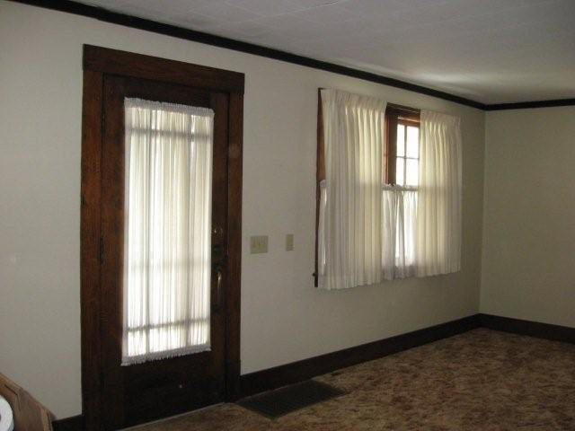 608 E 3rd, Brookston, IN 47923 photo 3