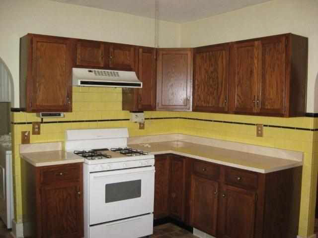 608 E 3rd, Brookston, IN 47923 photo 7