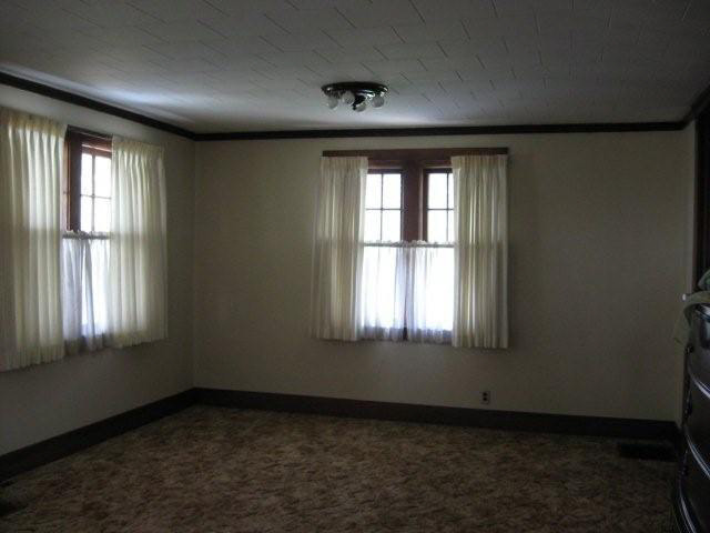 608 E 3rd, Brookston, IN 47923 photo 4