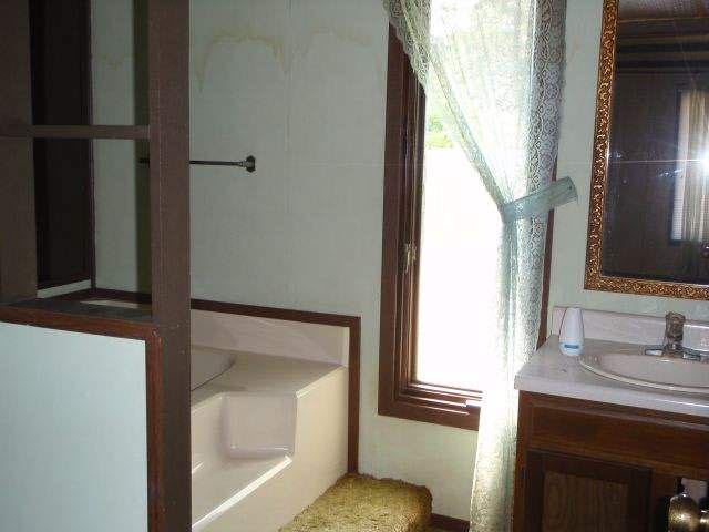 317 N Manor Dr, Williamsport, IN 47993 photo 6