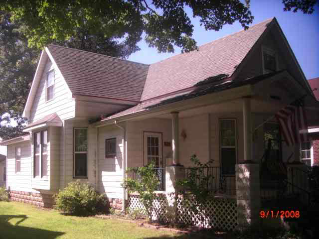 207 5th St, Covington, IN 47932 photo 1