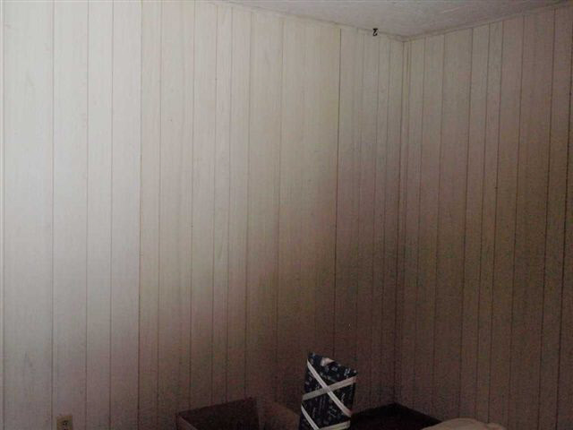 439 E Fourth St, Williamsport, IN 47993 photo 7