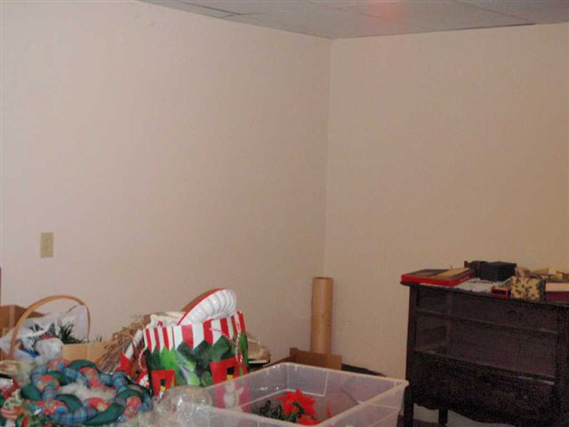 439 E Fourth St, Williamsport, IN 47993 photo 8