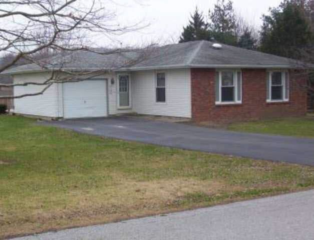 125 Riley Mdw, Delphi, IN 46923 photo 1