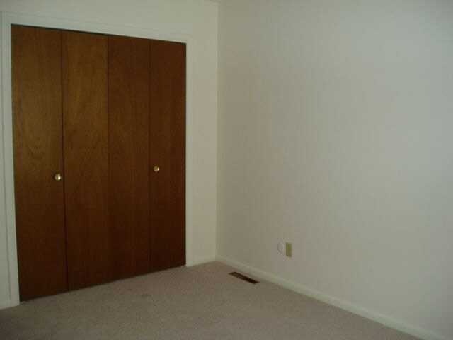 906 E 4th St, Fowler, IN 47944 photo 10