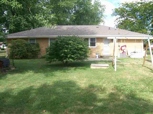 115 Mohawk Dr, Flora, IN 46929 photo 3