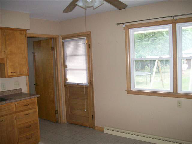 115 Mohawk Dr, Flora, IN 46929 photo 8