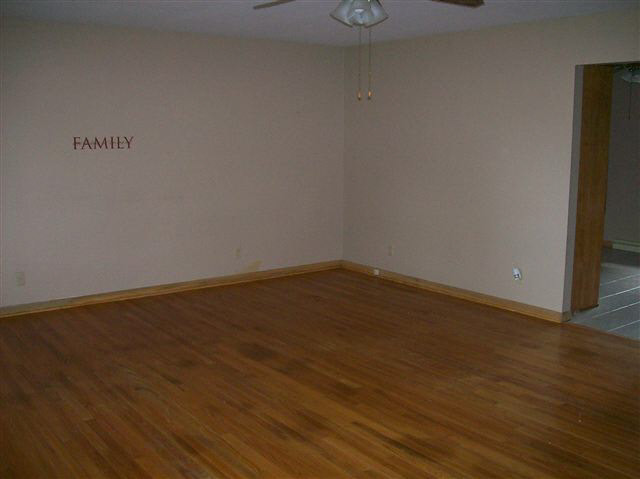 115 Mohawk Dr, Flora, IN 46929 photo 5