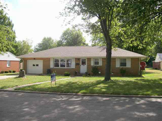 115 Mohawk Dr, Flora, IN 46929 photo 2