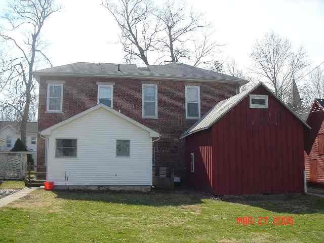 315 E Franklin St, Delphi, IN 46923 photo 2