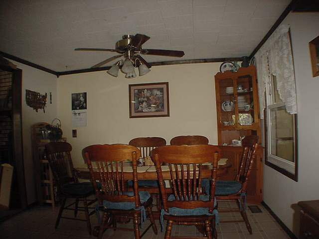 903 E 2nd St, Fowler, IN 47944 photo 4