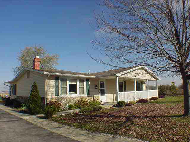 903 E 2nd St, Fowler, IN 47944 photo 1