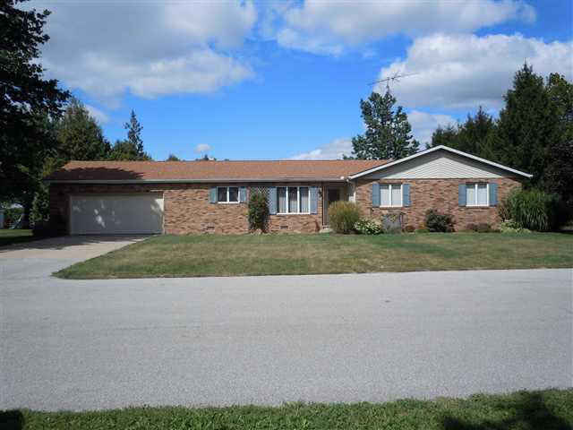 203 E Anstett Dr, Fowler, IN 47944 photo 1