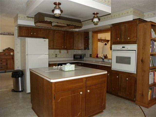 204 S Foster St, Boswell, IN 47921 photo 4