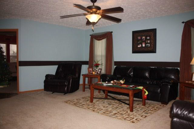 398 Bluegrass Dr, Lafayette, IN 47905 photo 3
