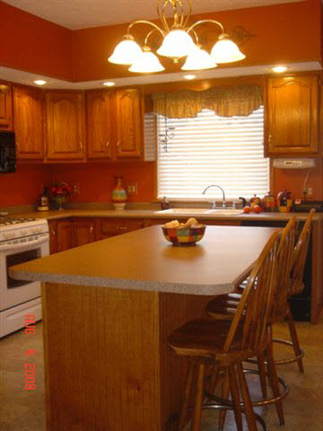 122 E North St, Delphi, IN 46923 photo 6