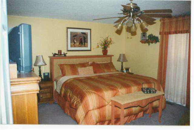 122 E North St, Delphi, IN 46923 photo 7