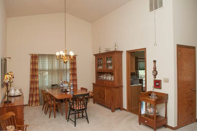 406 Westview Cir, West Lafayette, IN 47906 photo 8