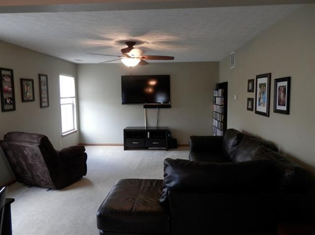 5588 Keeneland Way, Lafayette, IN 47905 photo 2
