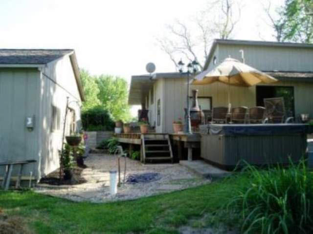 314 E Mcbride Rd, Attica, IN 47918 photo 9