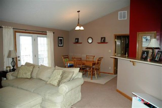12382 W Deerfield Loop, Delphi, IN 46923 photo 2