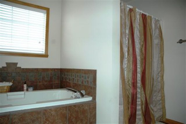 12382 W Deerfield Loop, Delphi, IN 46923 photo 5