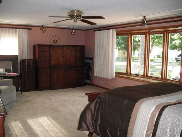 522 9th St, Covington, IN 47932 photo 5