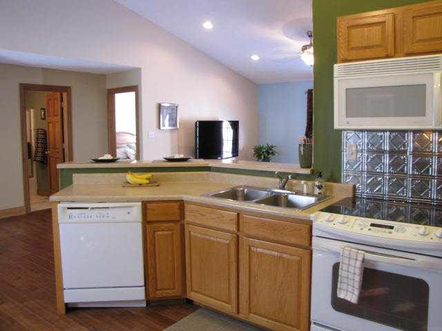12201 W Deerfield Loop, Delphi, IN 46923 photo 14
