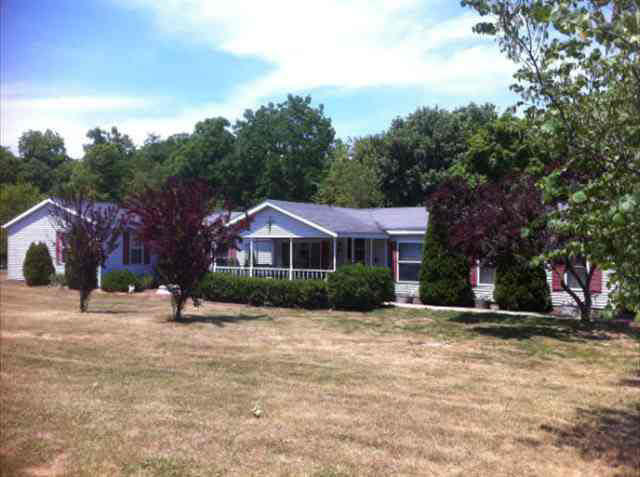 3170 E Flint Rd, Attica, IN 47918 photo 2