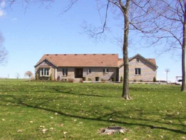 117 S River Rd, Covington, IN 47932 photo 1