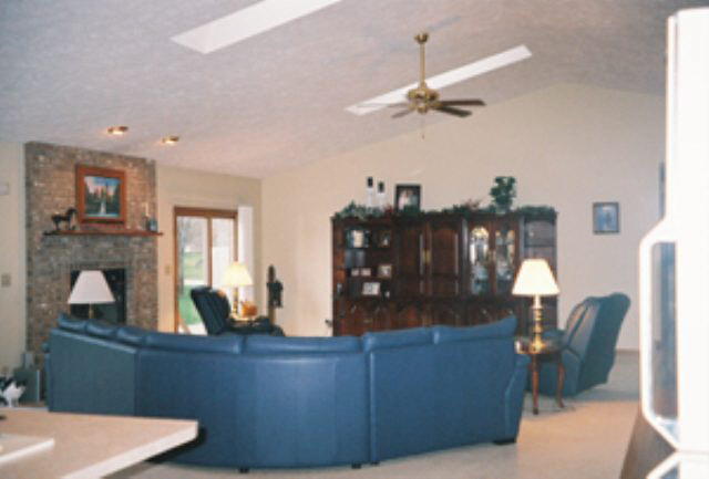 3827 Pershing Dr, Lafayette, IN 47905 photo 4