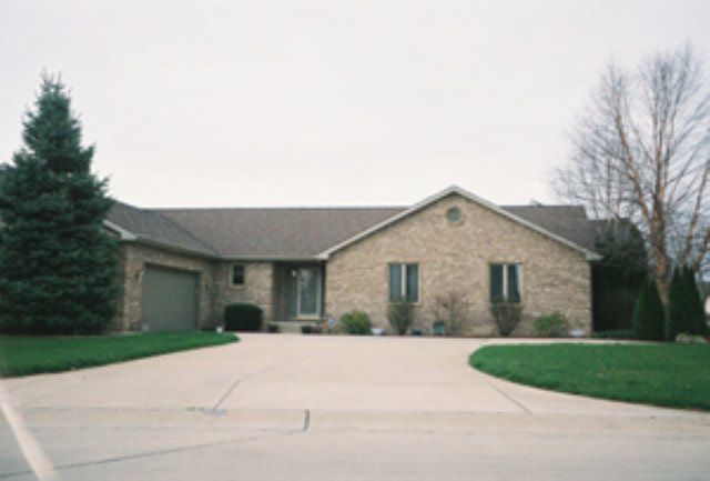 3827 Pershing Dr, Lafayette, IN 47905 photo 1