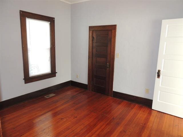 551 W Kyger St, Frankfort, IN 46041 photo 11