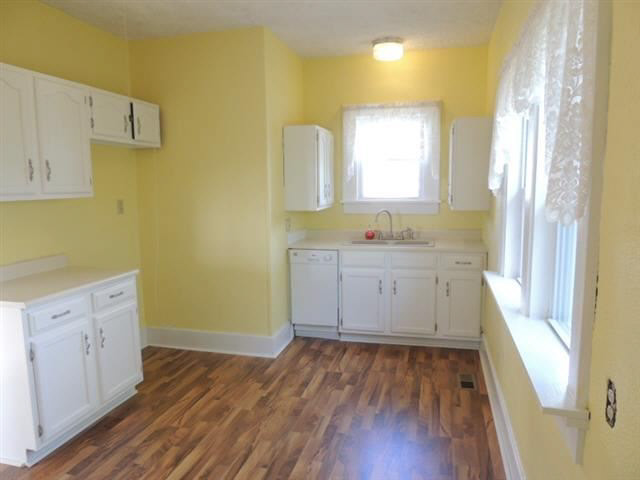 551 W Kyger St, Frankfort, IN 46041 photo 8