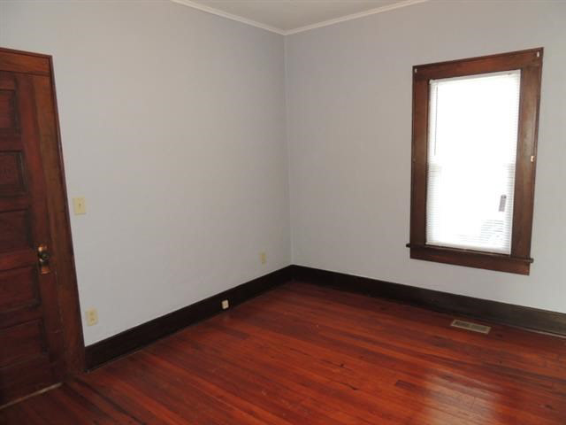 551 W Kyger St, Frankfort, IN 46041 photo 10