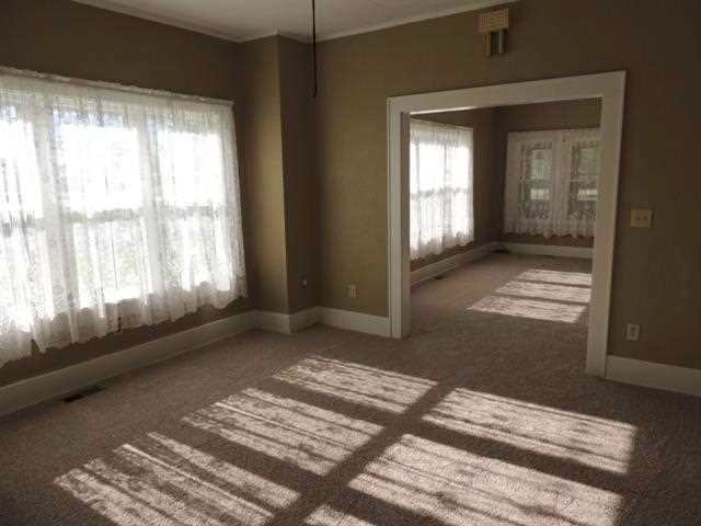 551 W Kyger St, Frankfort, IN 46041 photo 7