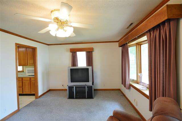 2818 Darby Ln, Lafayette, IN 47904 photo 12
