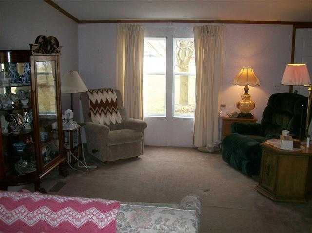 614 S 3rd St, Flora, IN 46929 photo 7